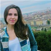 Soy bioquímica y bióloga molecular, y hasta el momento he dado clases de Biología, Química, Matemáticas e Inglés